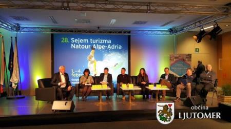 MPZA - Natour Alpe-Adria - okrogla miza, foto Lapego (1)